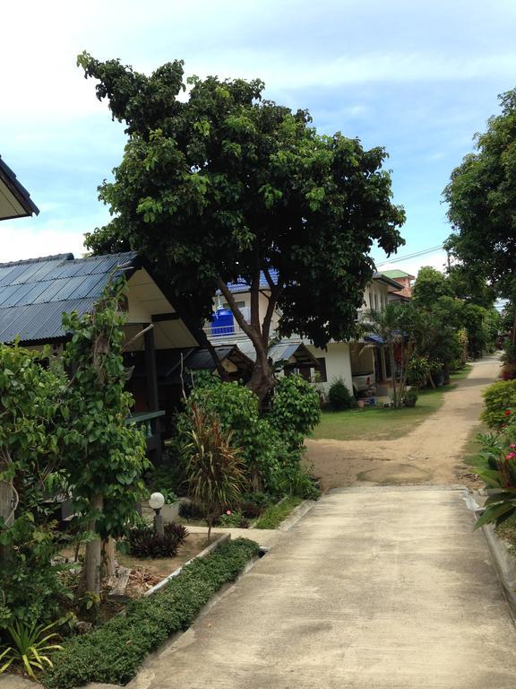 Light In Bungalow ハード・リン エクステリア 写真