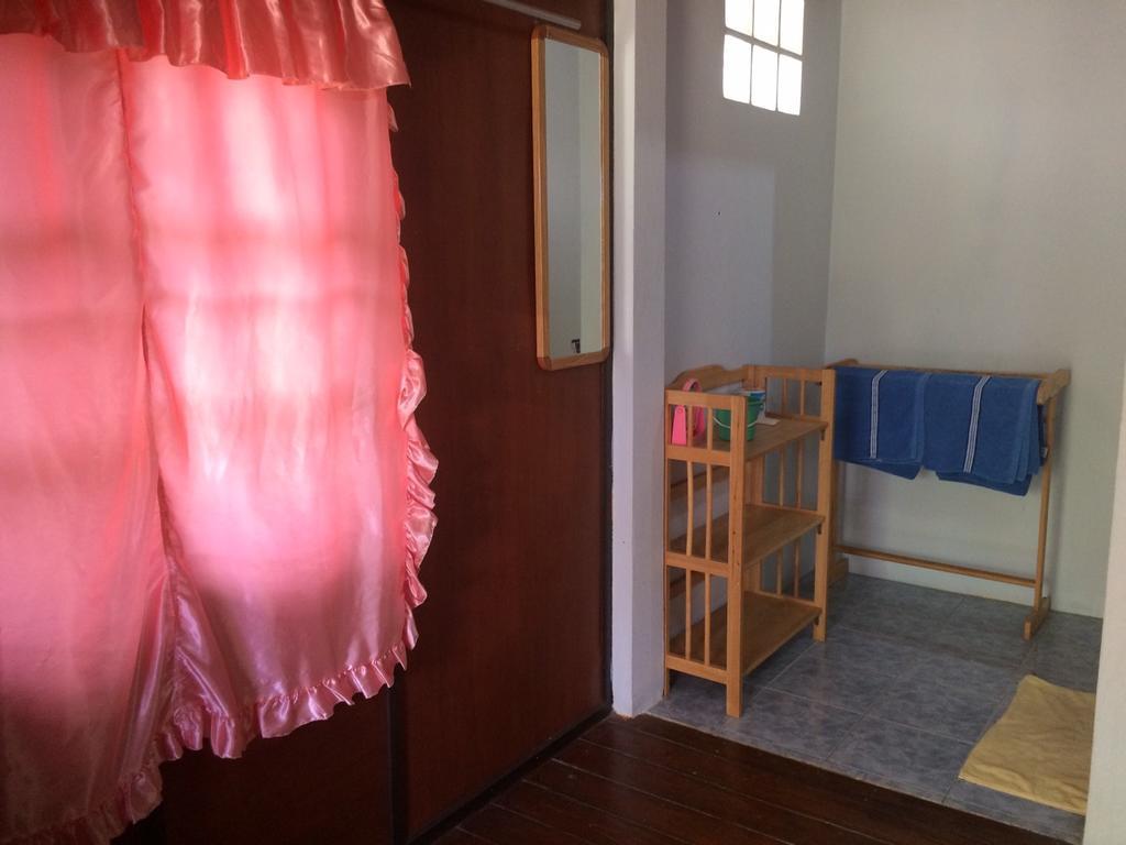 Light In Bungalow ハード・リン エクステリア 写真