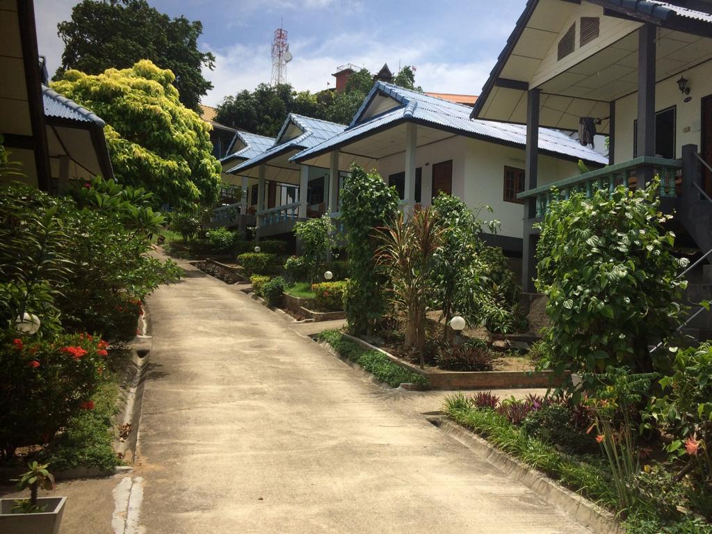 Light In Bungalow ハード・リン エクステリア 写真
